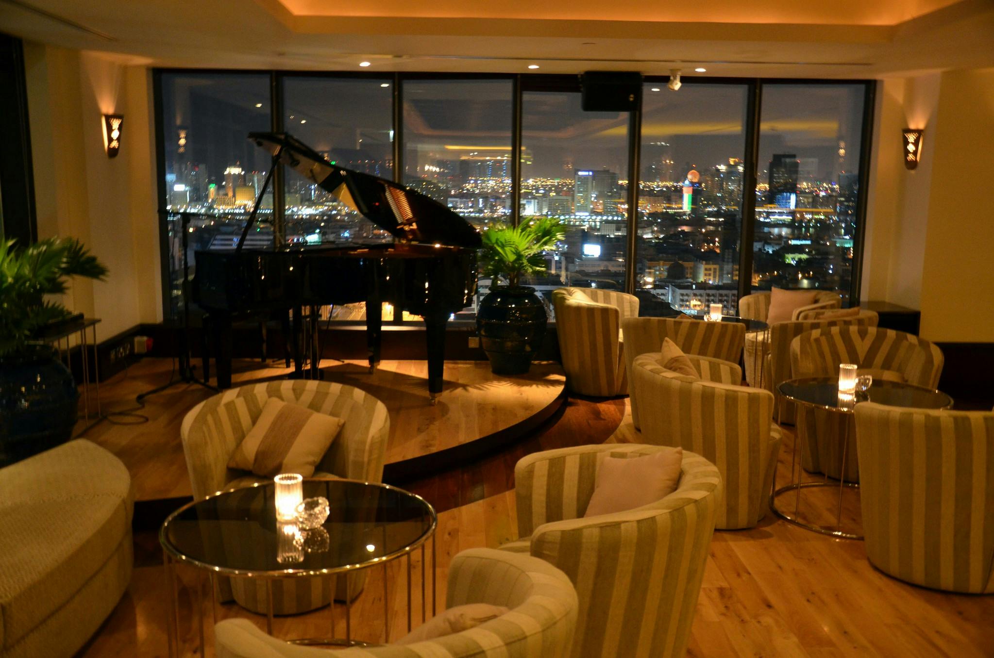 Enjoy Fine Dining Experiences